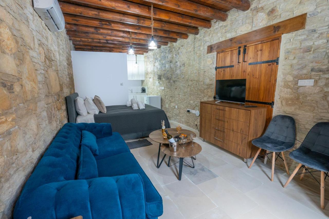Eidyllio Luxury Suites Omodos Exterior foto