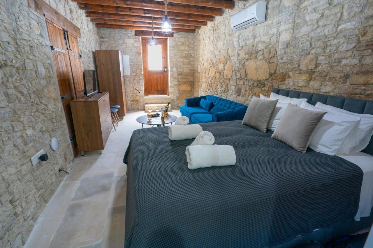 Eidyllio Luxury Suites Omodos Exterior foto